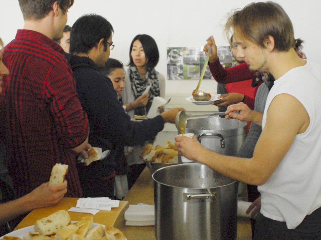 Suppe während der Präsentationspause