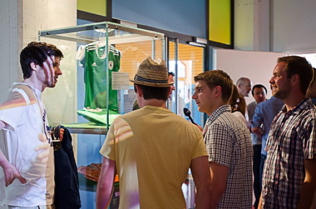 In einer Sonder-Vitrine werden Kuriositäten gezeigt