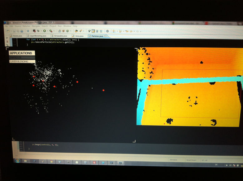 Ansicht der Kinect und Ausgabe des Beamers