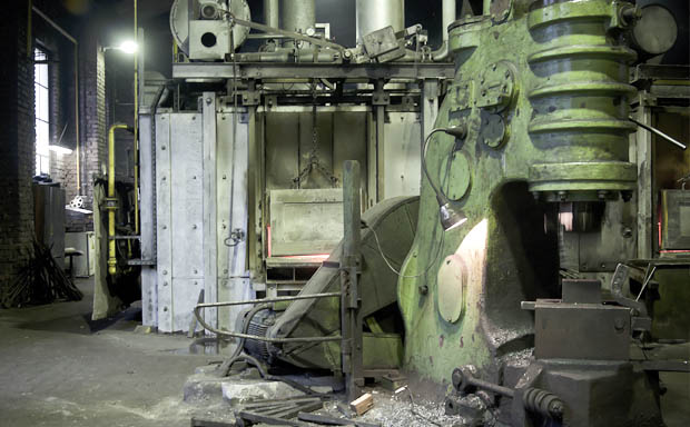 Impression der Exkursion in eine Metallschmiede