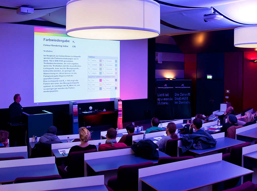 KickOff Meeting beim Leuchtenhersteller Trilux