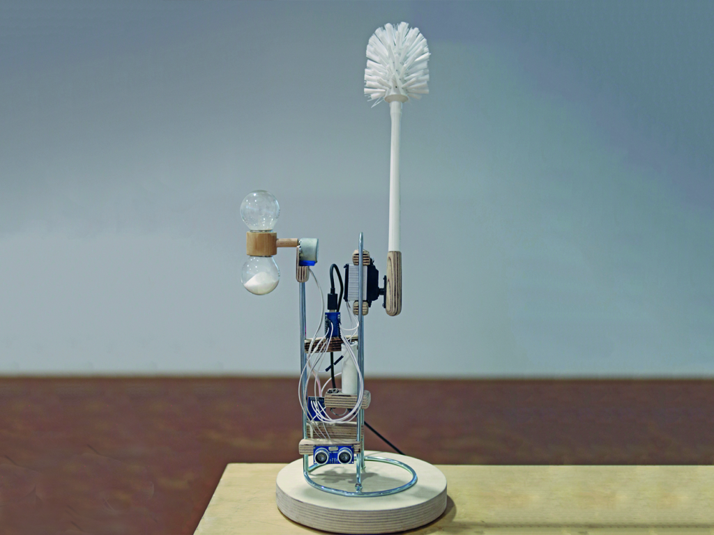 “Break Forcing Machine”; Photo: © Filipi Dias de Oliveira