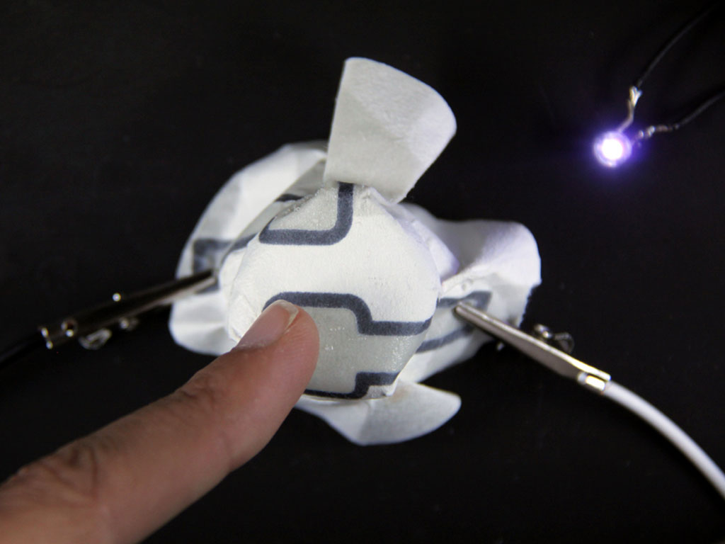 A novel technology for rapid prototyping flexible electronics
