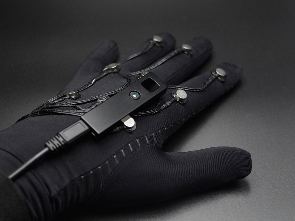 the depth camera mounted on the glove