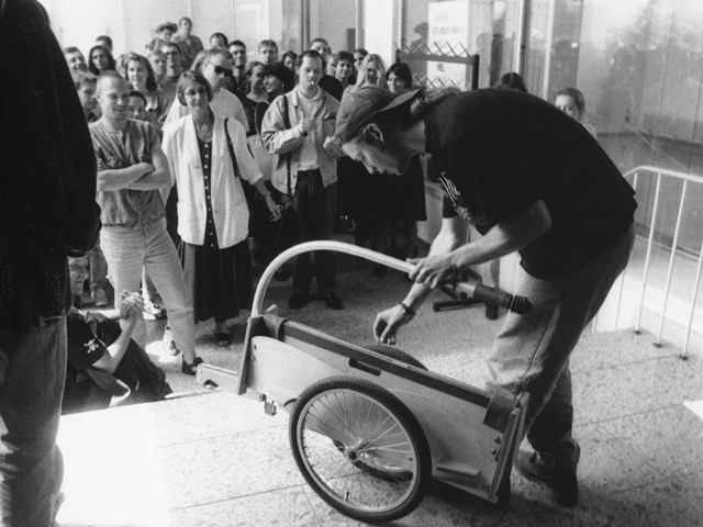 Freitagspräsentationen mit Prof. Dr. Brigitte Wolf, in der Mitte.  Foto: © Prof. Heiner Jacob, 1992. 