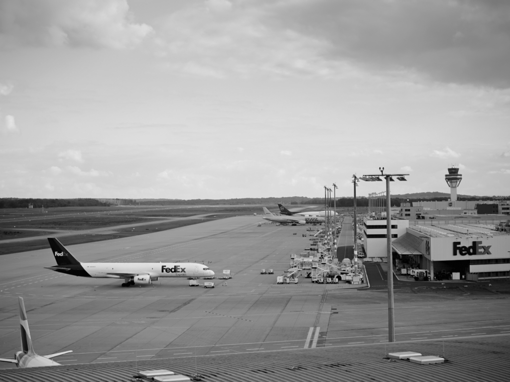 Monique Chiara Holthuizen + Anastasia König.05