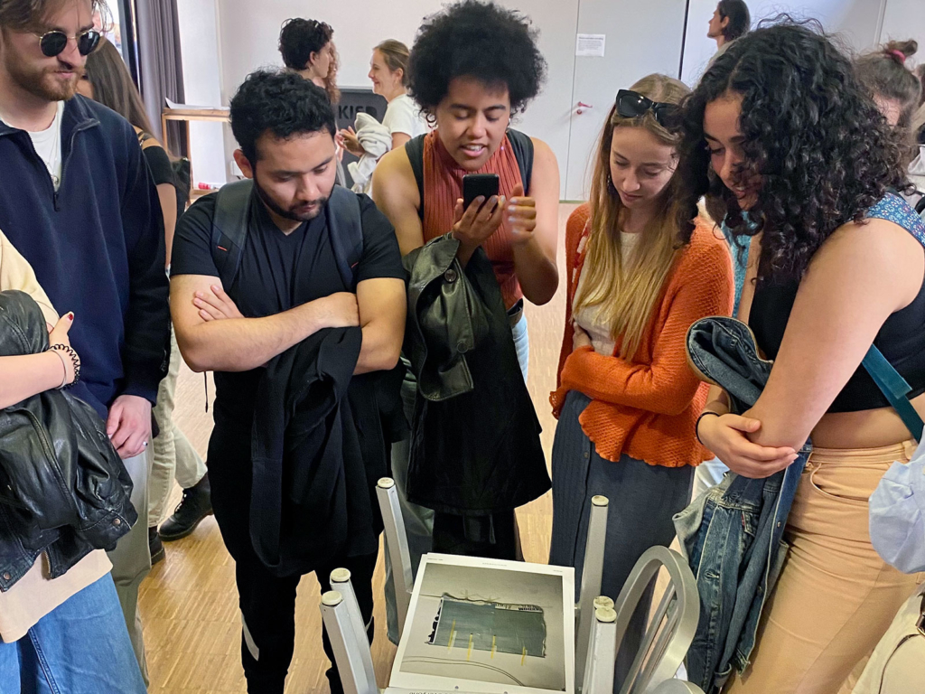 Friday Presentation: Back to the roots 