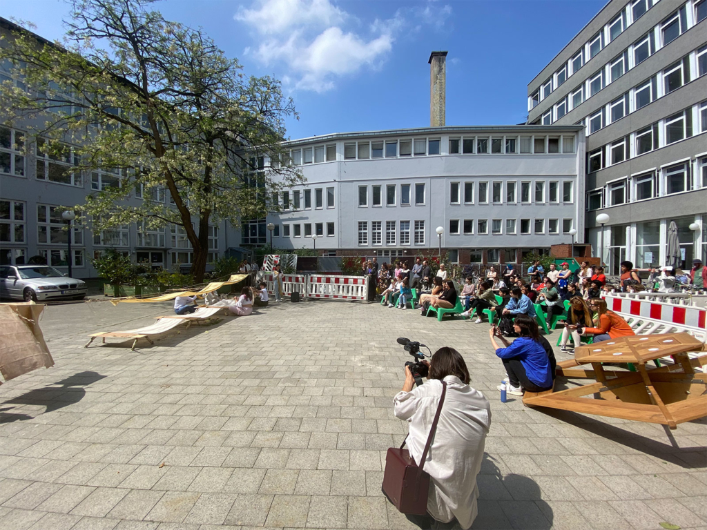 Friday Presentation: Dig you, a new spring ritual