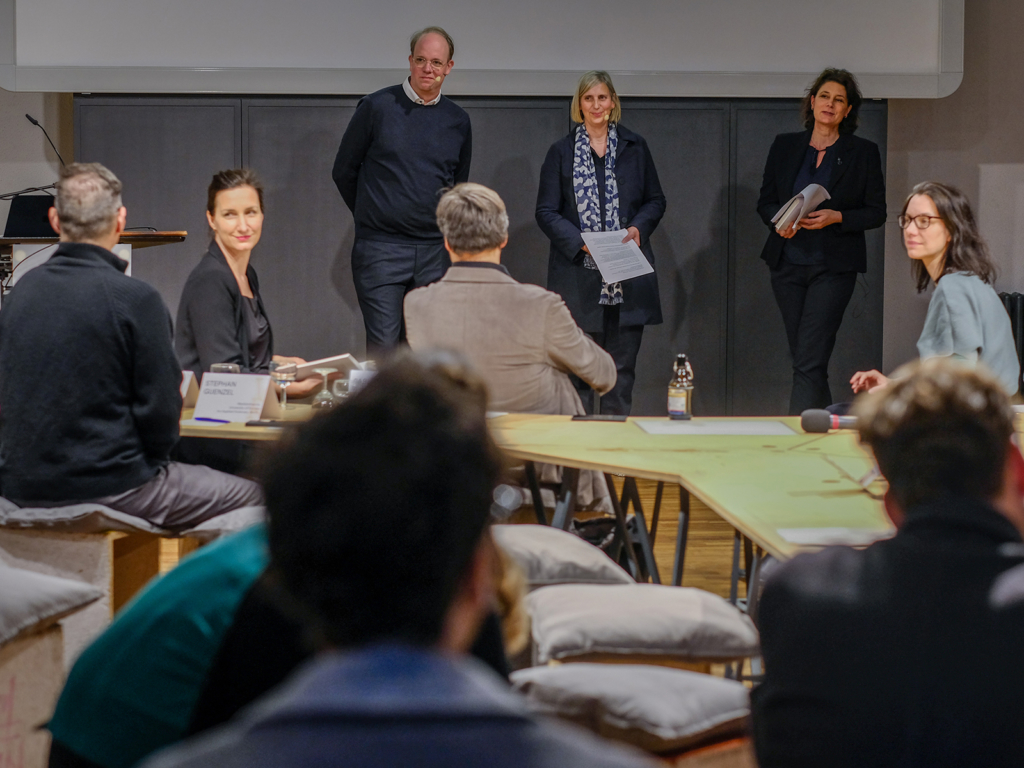 Philipp Reinfeld, Carolin Höfler, Kassandra Nakas